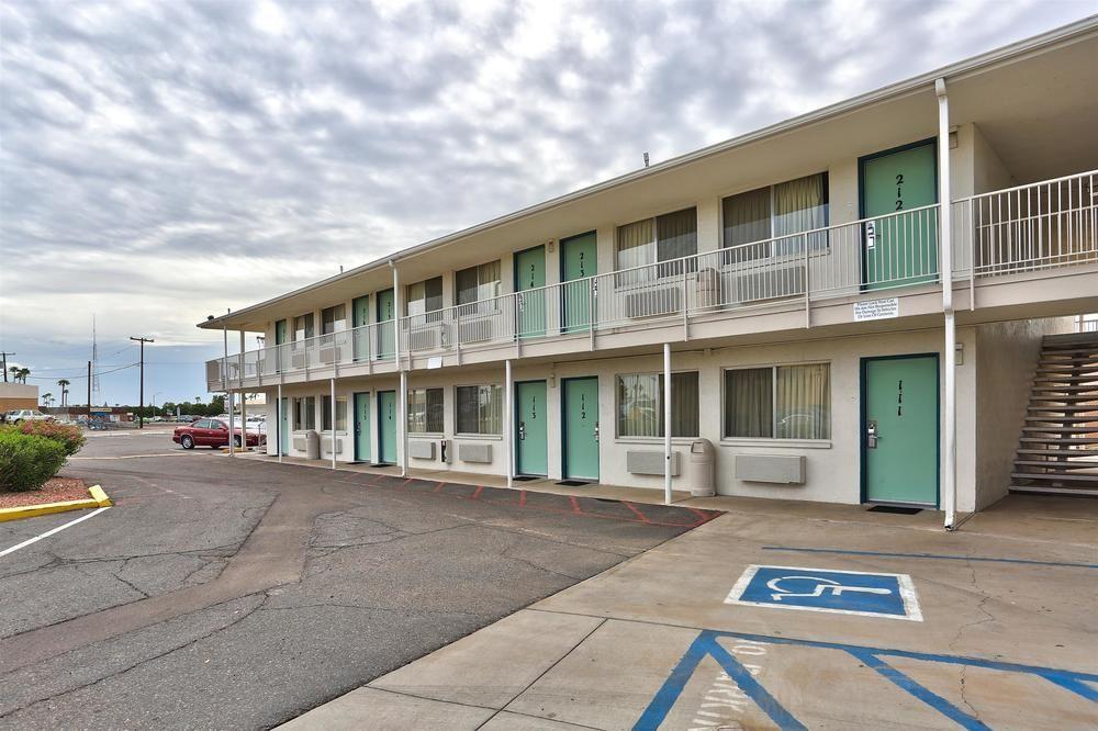 Motel 6-Youngtown, Az - Phoenix - Sun City المظهر الخارجي الصورة